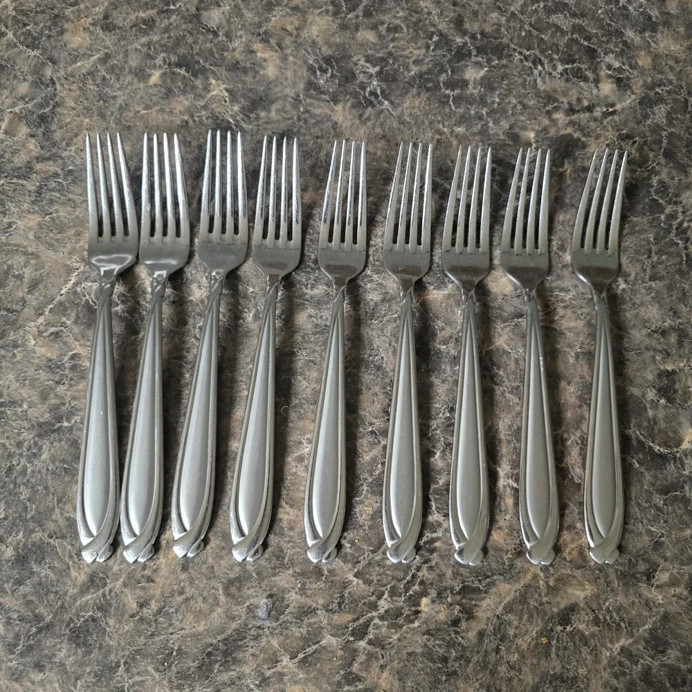 Hampton Silversmiths * CONCORDE Satin Stainless Dinner Forks Lot Of 9
